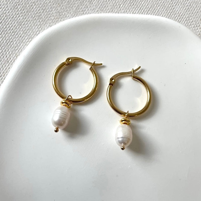 JESSIE Pearl hoops - 18K Gold Plated